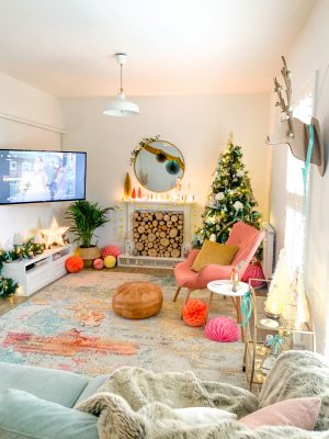 before & after: cosy Christmas family room makeover