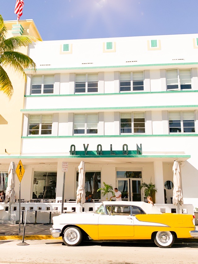 Art Deco Ocean Drive Miami