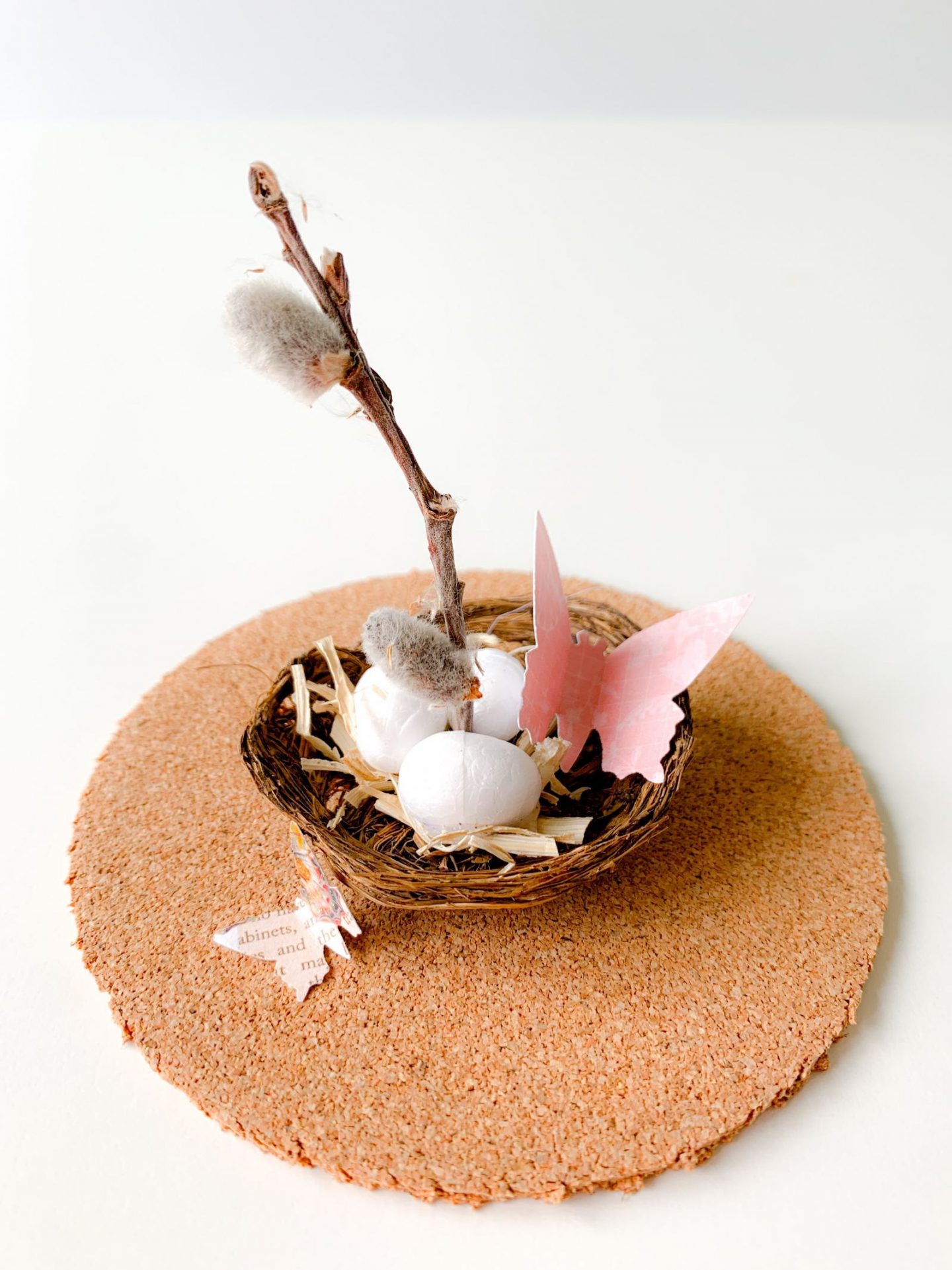 DIY WINE GLASS EASTER CLOCHE