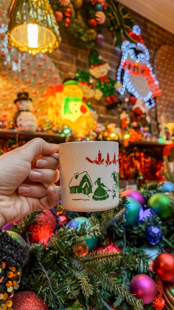 A Magical Christmas Couple’s Getaway in London: Festive Lights, Markets, and Hidden Gems