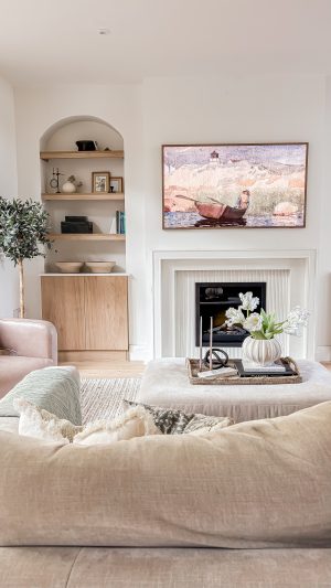 The Art of Balancing Technology and Design in Your Home