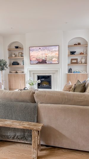 The Art of Balancing Technology and Design in Your Home