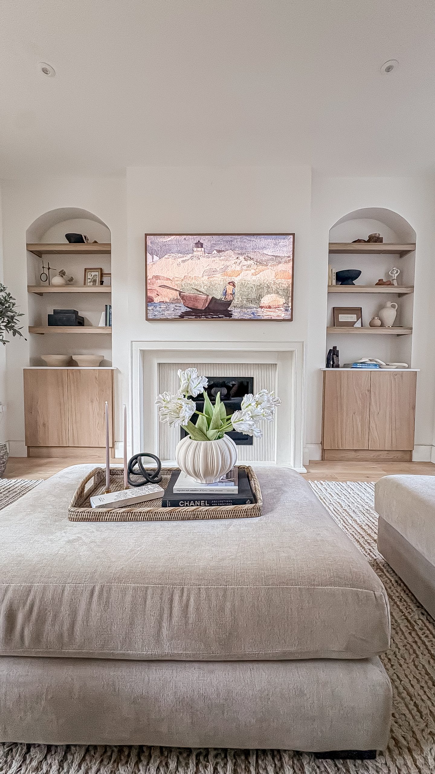 The Art of Balancing Technology and Design in Your Home