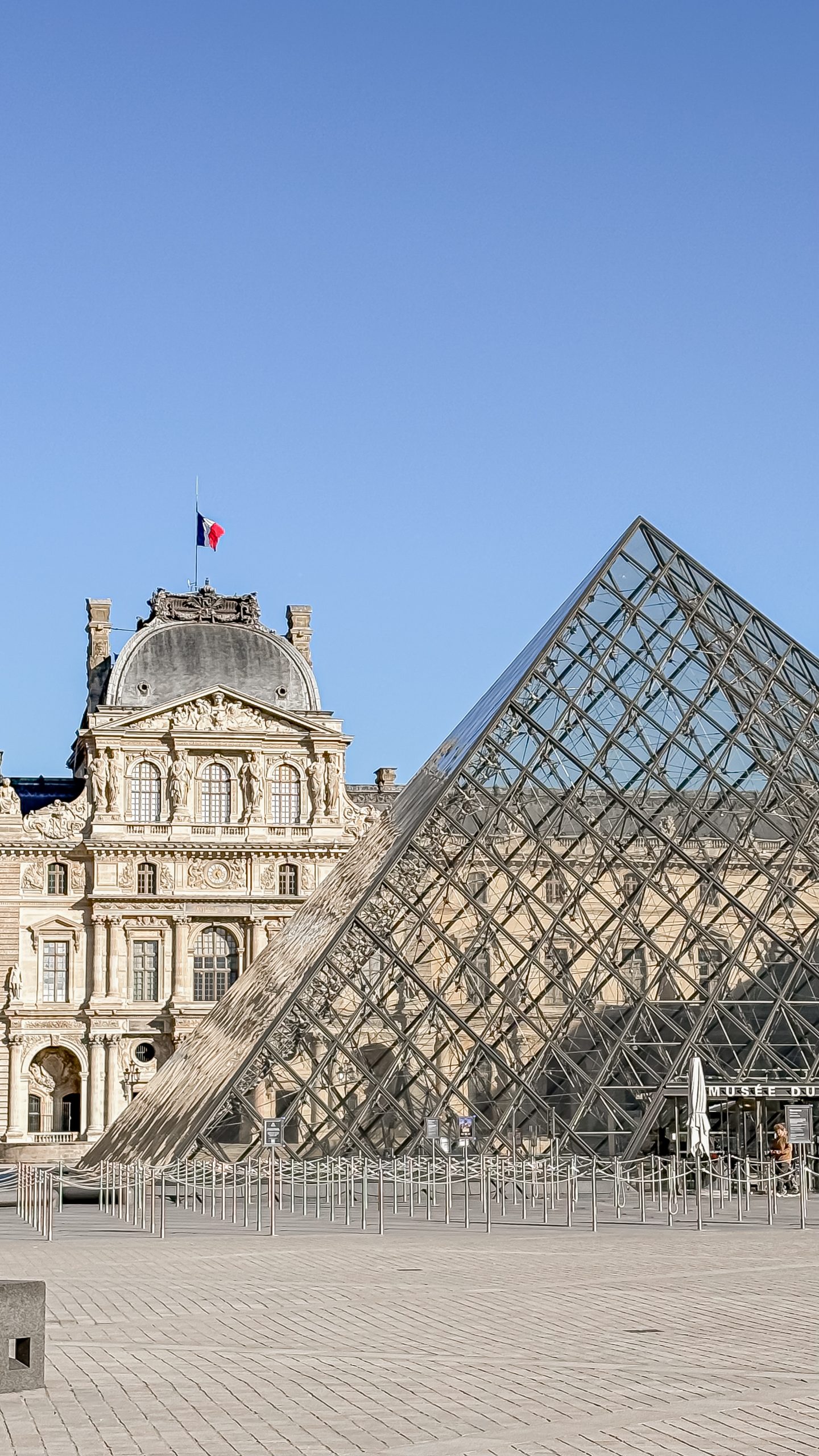 iconic Louvre pyramid photos