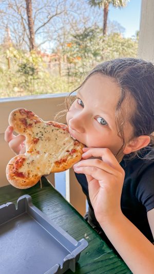 viral Mickey Mouse pizza at Disneyland Paris