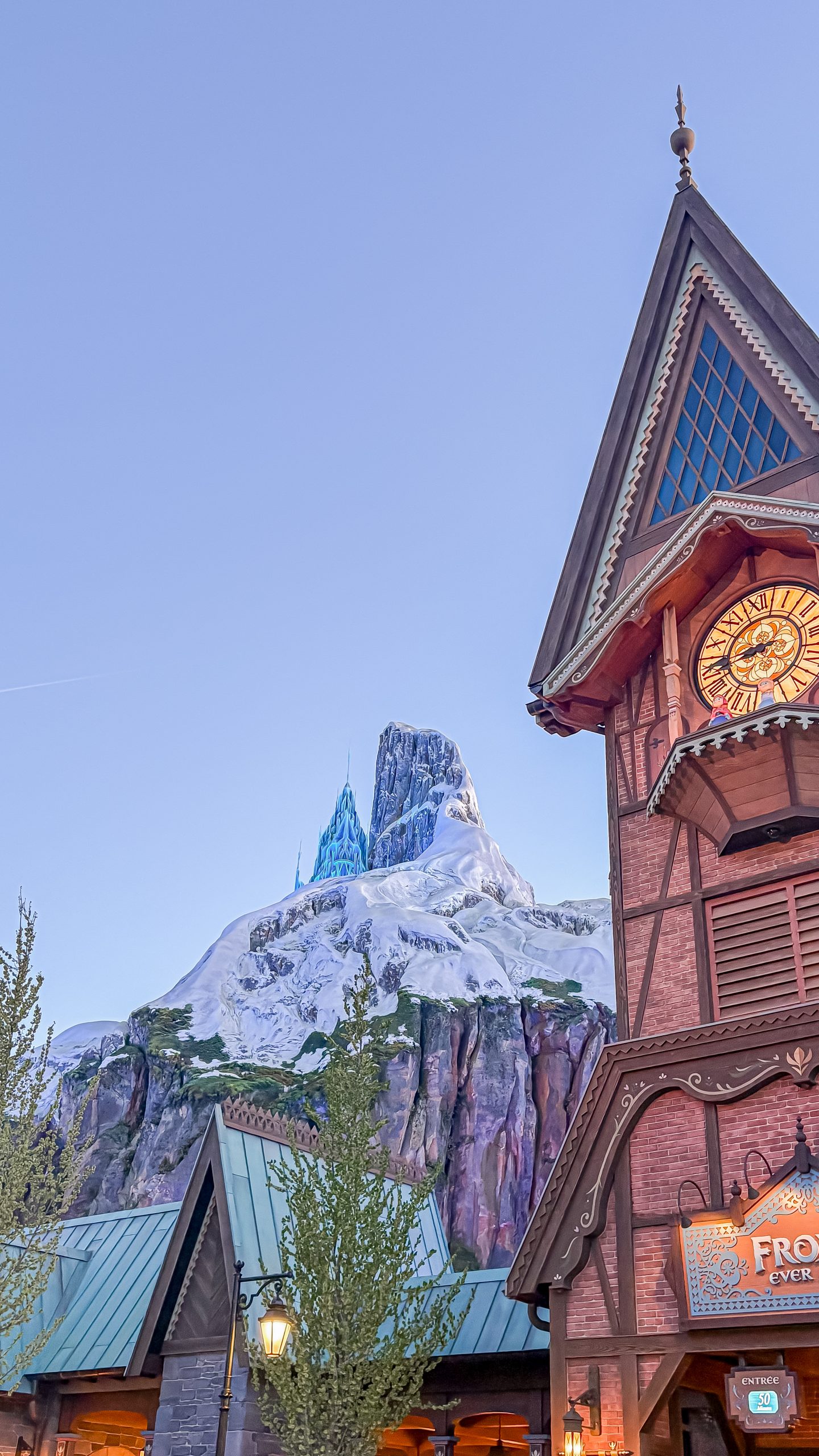 Disney Adventure World Frozen Ever After Disneyland Paris