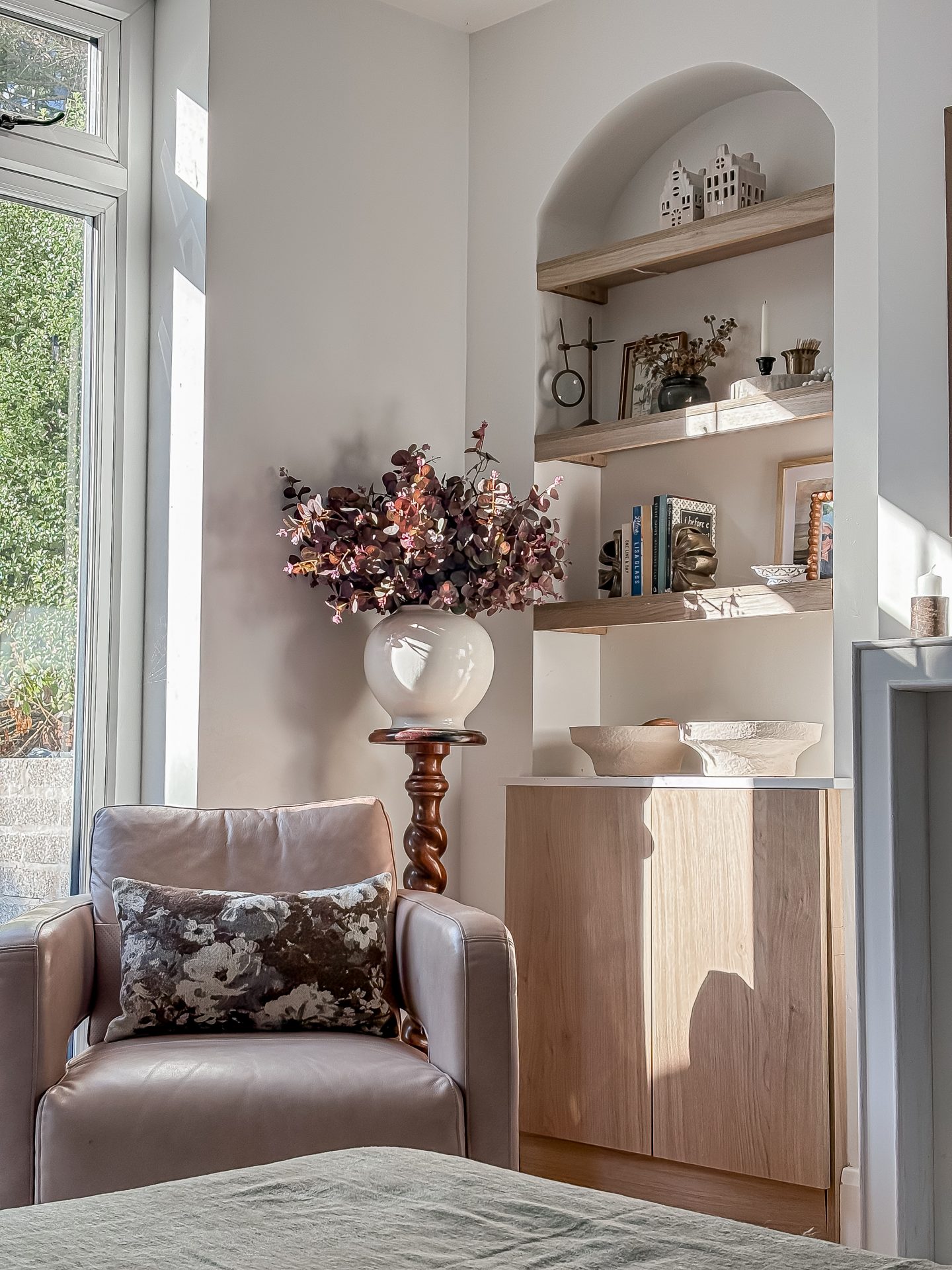 How To Embrace the Cocooning Colors Trend Without Overwhelming Your Space This Fall